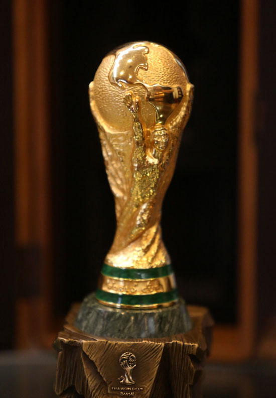 Where do World Cup replicas come from?