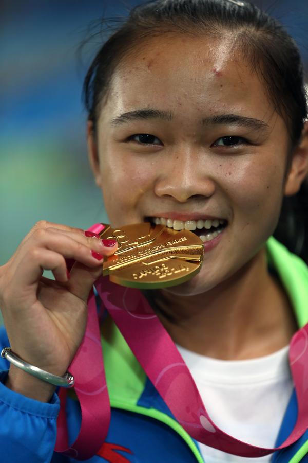 China's Liang wins gold medal in women's 100m at Youth Olympics