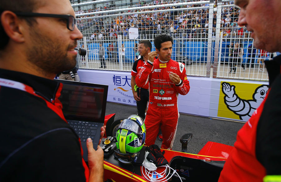 Lucas di Grassi wins 1st-ever electric car race in Beijing