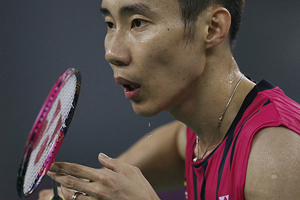 Badminton-World No 1 Lee denies cheating, hopes to clear name