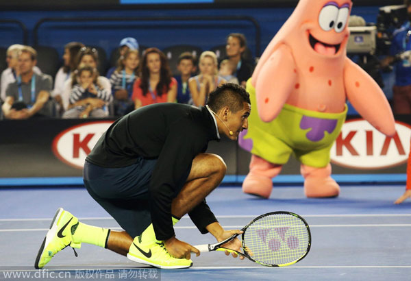 Tennis stars entertain fans with charity event