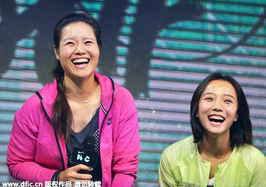 Pregnant Li Na center stage at sports brand promotion