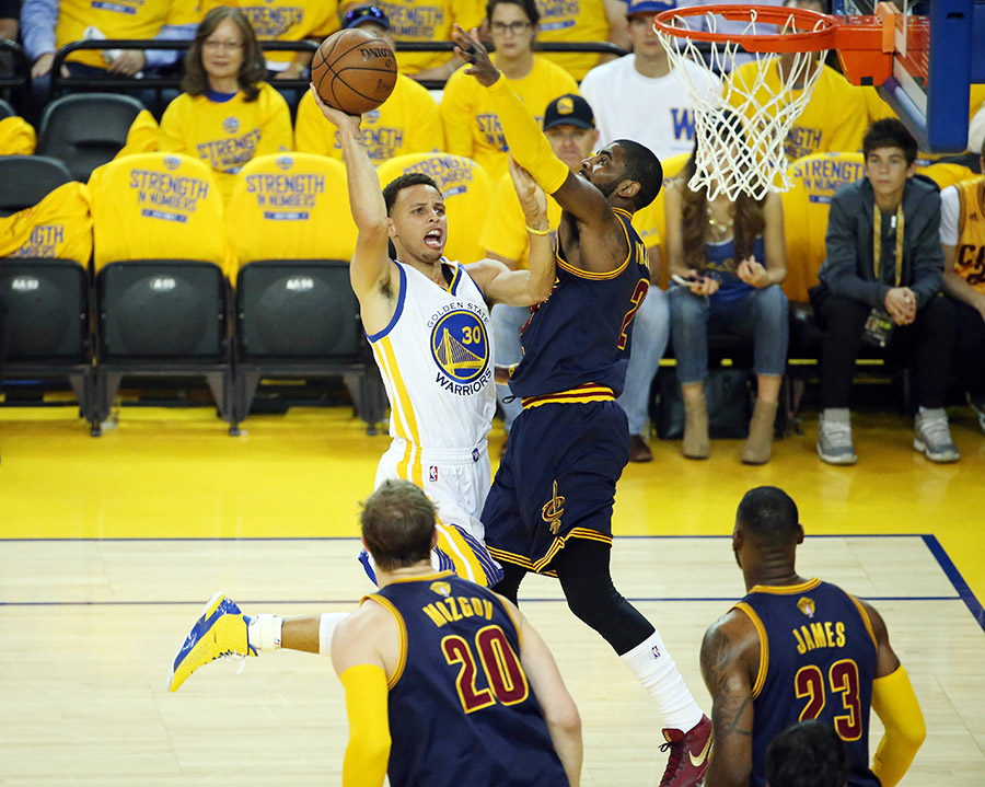 Warriors beat Cavs in Game One OT thriller