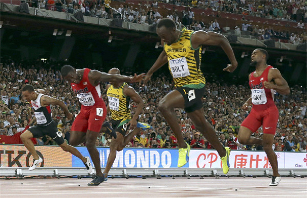 Bolt beats Gatlin to win 100m gold