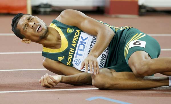 South Africa's Van Niekerk takes 400 gold in stunning time