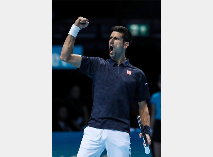 Djokovic edges Raonic to qualify for semis of ATP World Tour Finals