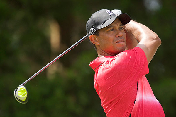 Woods worth $740 million, Jordan a billionaire says Forbes