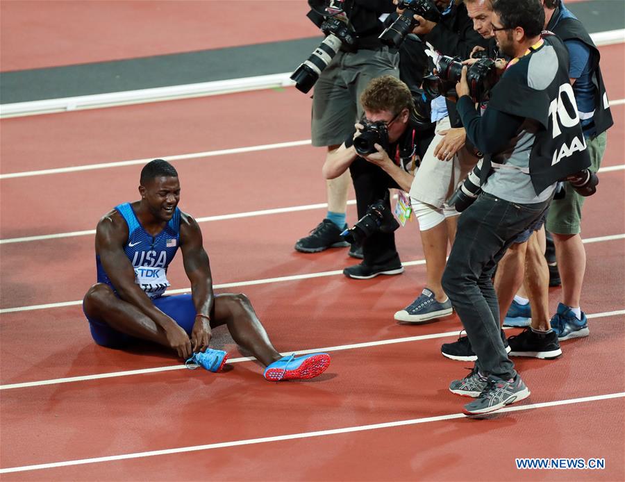 Gatlin stuns Bolt to win 100m world title, Su finishes 8th