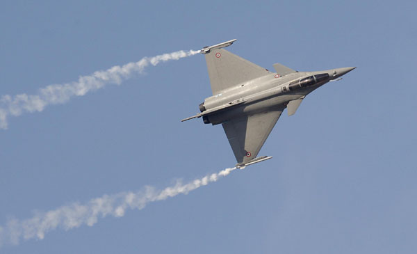 Patrouille de France performs in Dubai