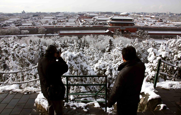 Beijing turns white