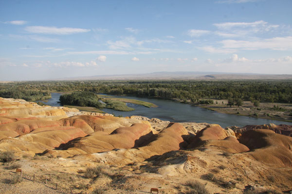 The Colorful Landscape of Xinjiang's Rainbow Beach