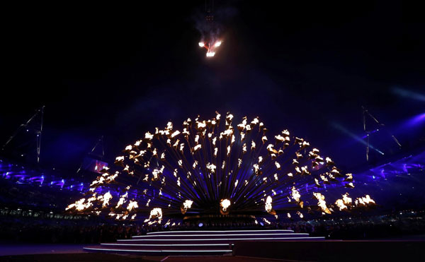 Highlights of London Olympic closing ceremony