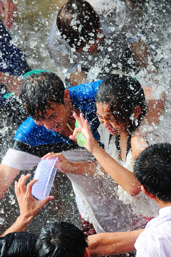 Hainan Seven Fairies Hot Spring Water Fun Day