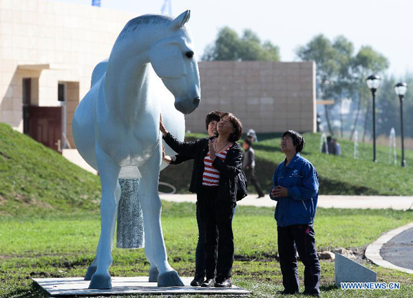 13th Changchun Int'l Sculpture Exhibition held in NE China