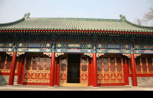 Night scene of Qianmen Street in Beijing