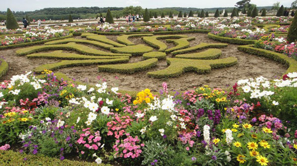 Top 10 gardens around world