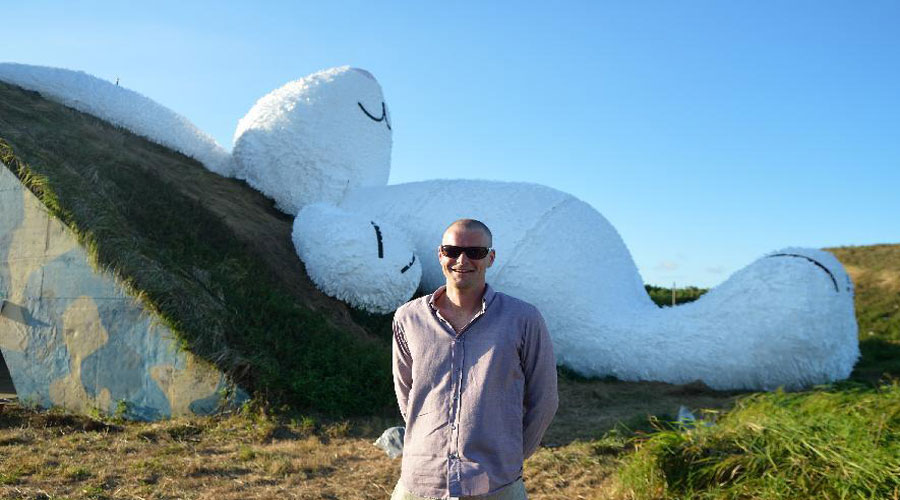 Ruber Duck creator's Moon Rabbit seen in Taiwan