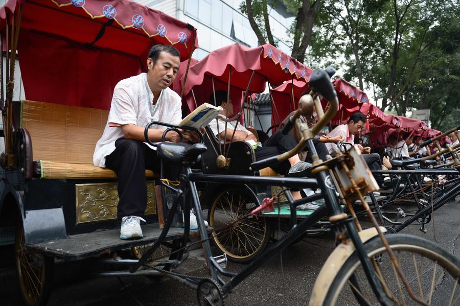 Rickshaw driver's regular day in Beijing