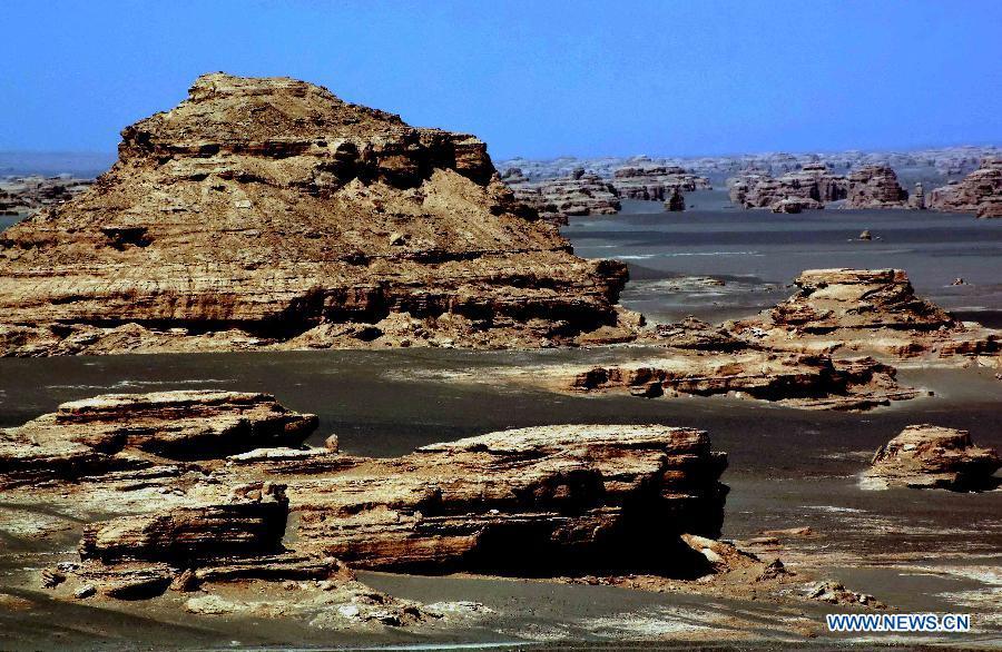 Yardang landforms at Dunhuang Yardang National Geopark