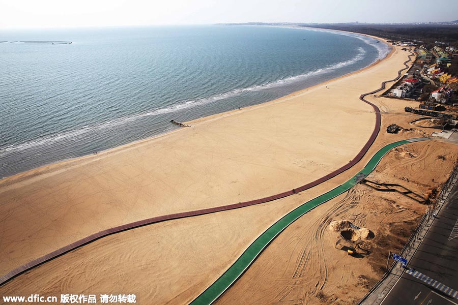 A fresh look of the beach in Qinhuangdao