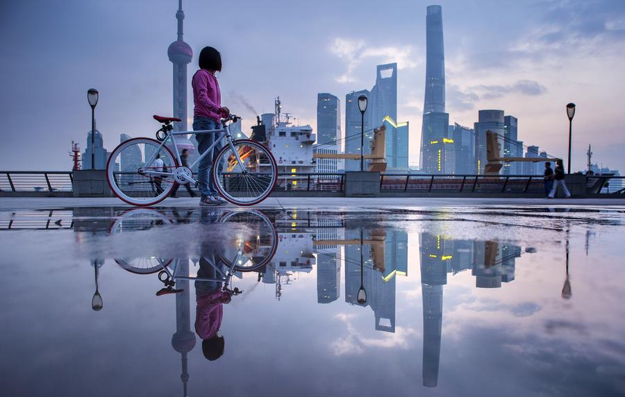 Early morning scenery of Bund in Shanghai