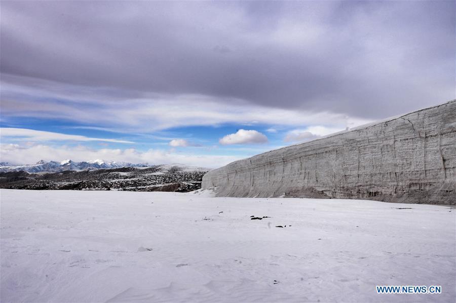 Breathtaking beauty of Bayi Glacier in Qinghai