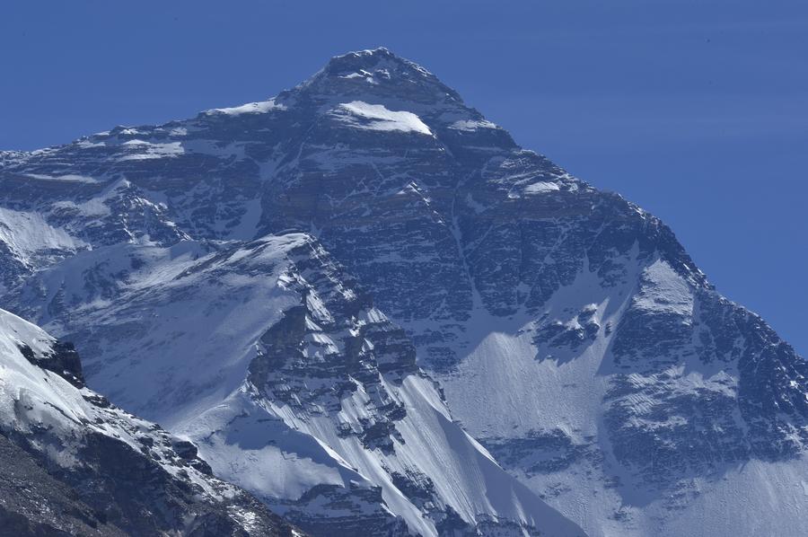 Distant view of Mount Everest in Tibet