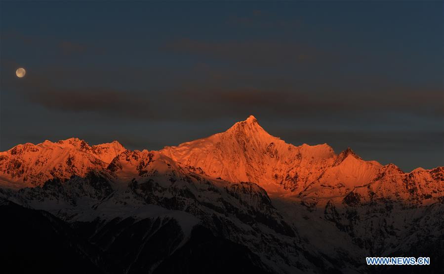 In pics: beautiful scenery of Meili Snow Mountains in SW China