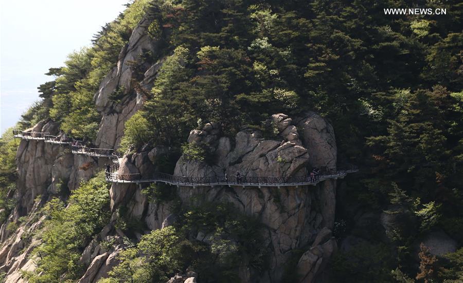 Scenery of Yimeng Mountain in Shandong