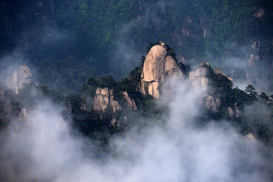 Scenery of Huangshan Mountain in E China