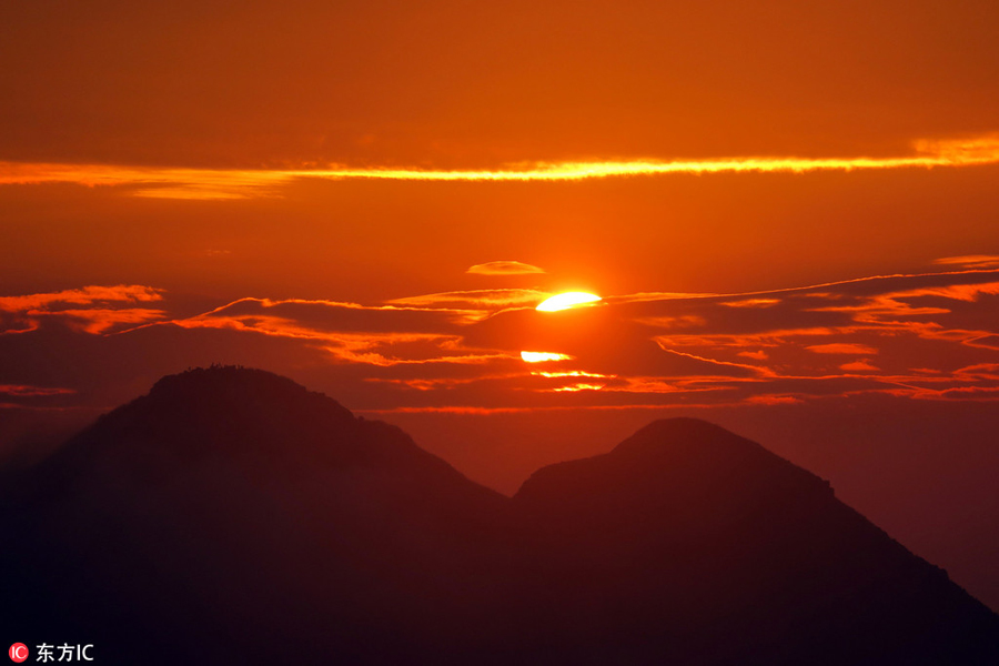 Beautiful sunset scenery in Tai Tung Shan