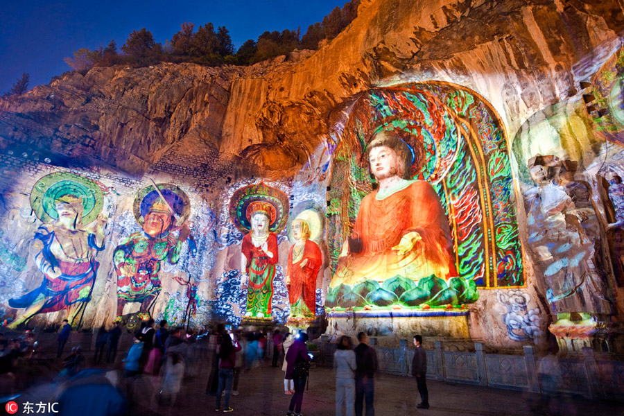 Night view of Longmen Grottoes