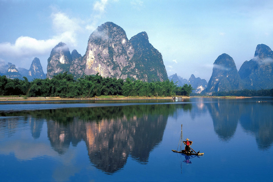 Li River:Shadow of heaven in China