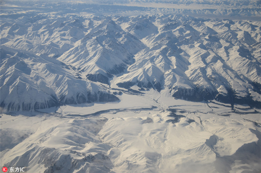 Majestic Tianshan Grand Canyon in Xinjiang