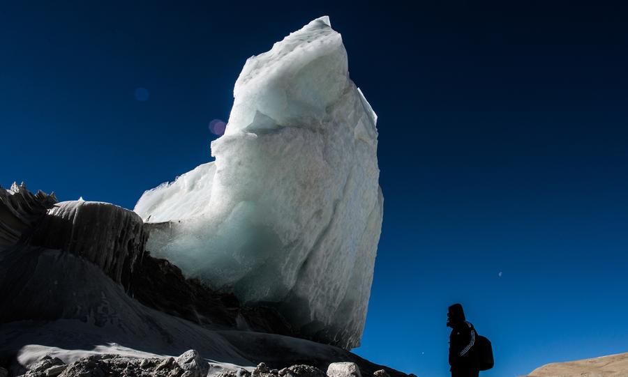 Icy beauty of Gangbu glacier in Tibet