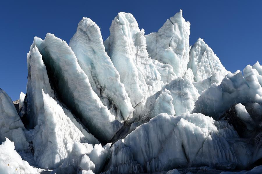 Icy beauty of Gangbu glacier in Tibet