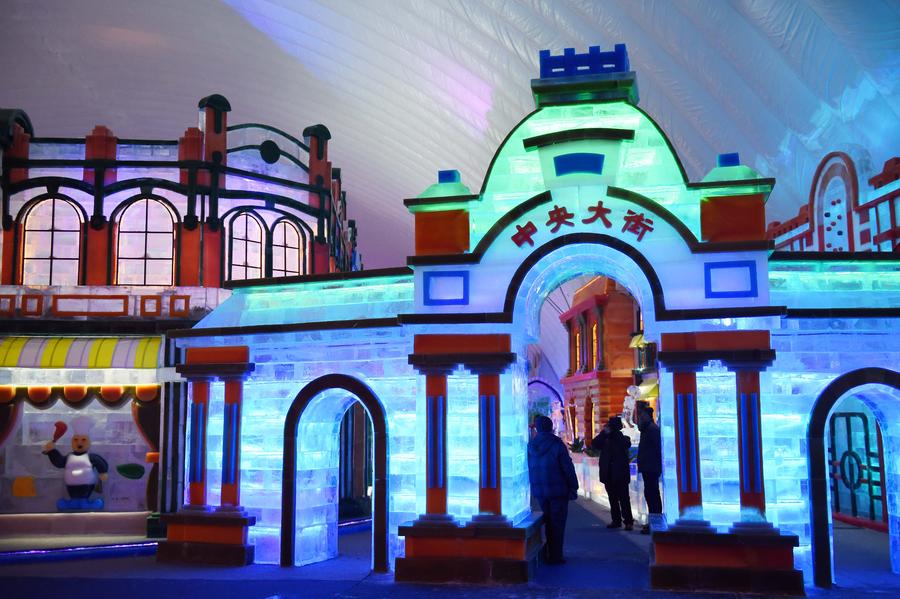 Ice-Snow World Theme Park opens in Harbin