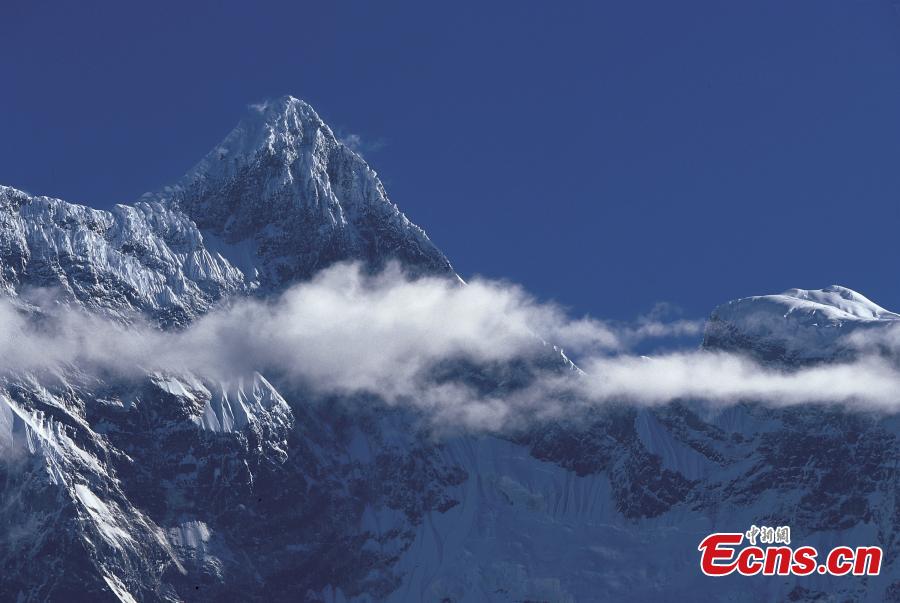 Splendid views of Mount Namjagbarwa in Tibet