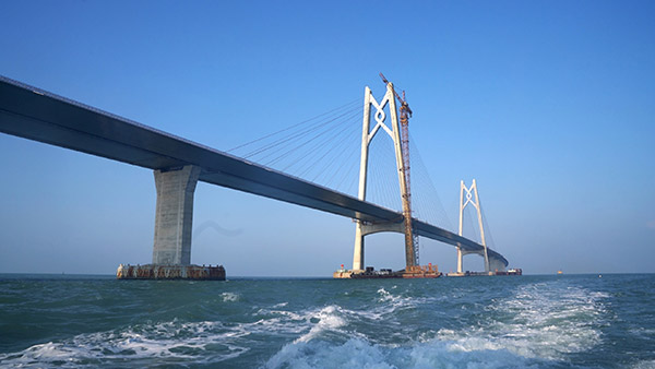 A modern bridge epitomizes traditional China