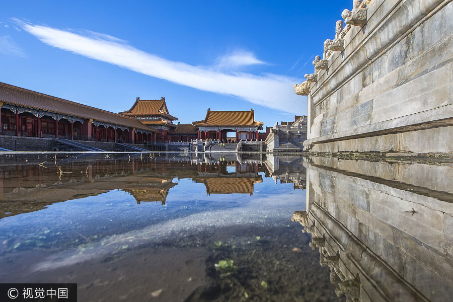 Blue sky brightens the Forbidden City