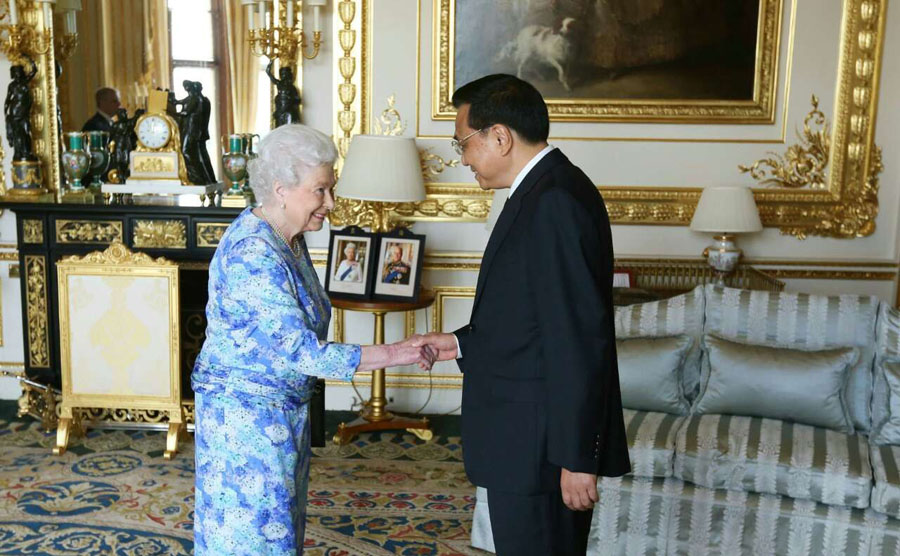 Premier Li meets British Queen, Prime Minister