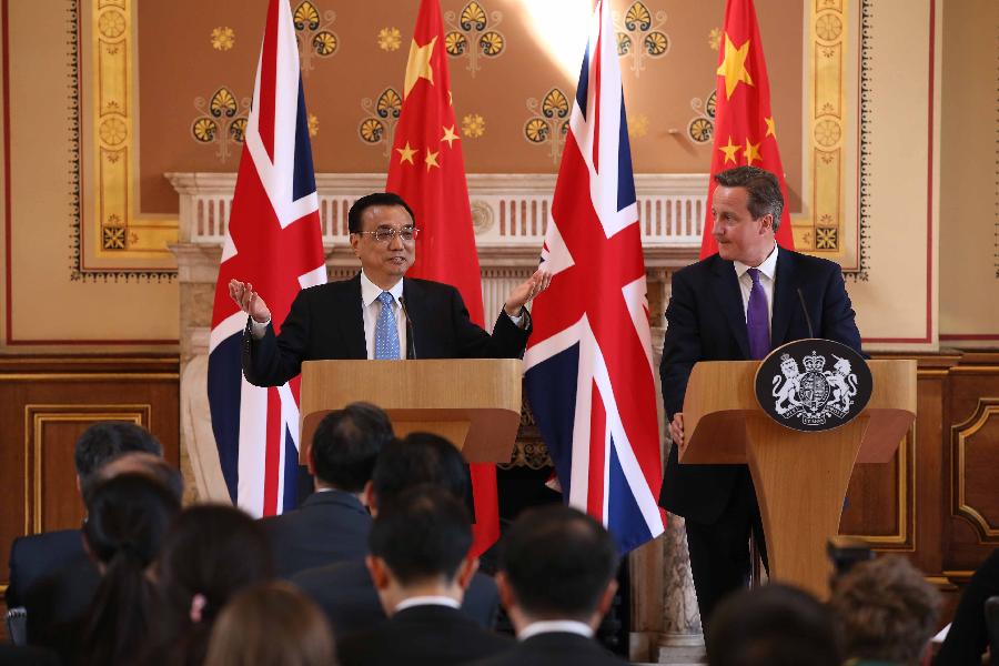 Premier Li meets British Queen, Prime Minister