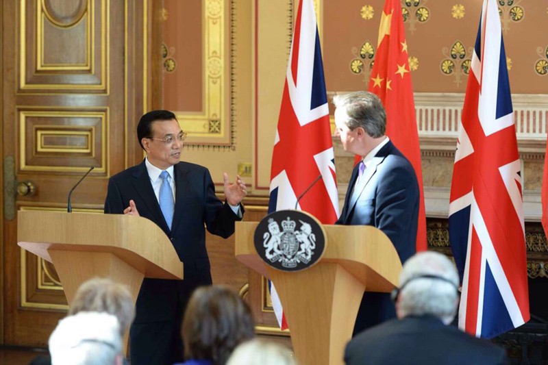 Premier Li meets British Queen, Prime Minister