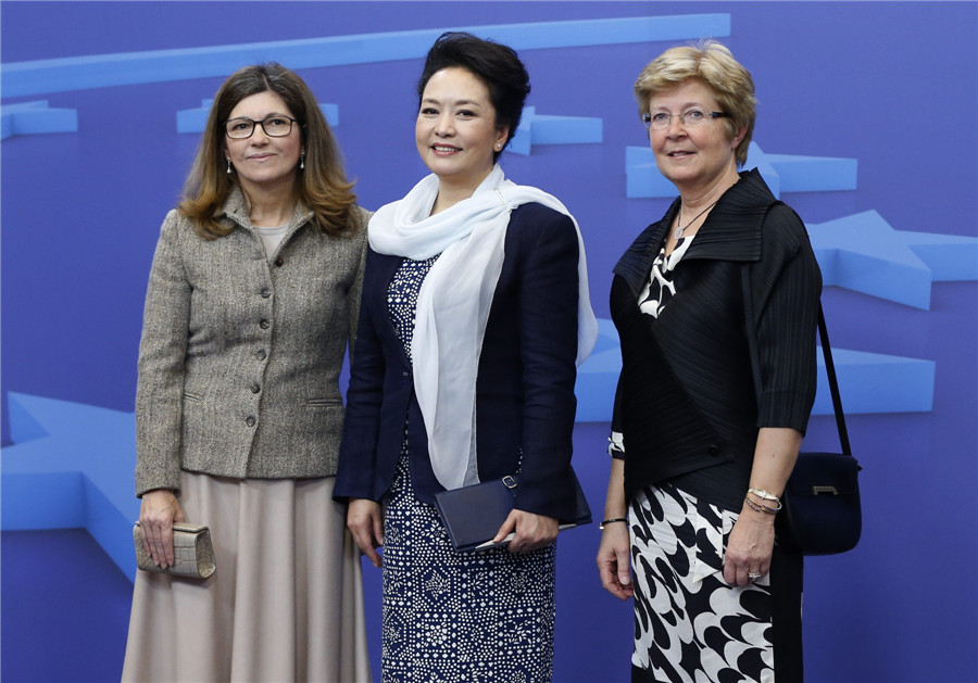 President Xi visits European Union's headquarters