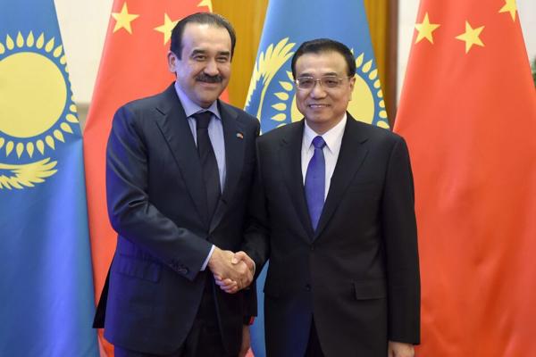 Premier Li meets Kazakh PM