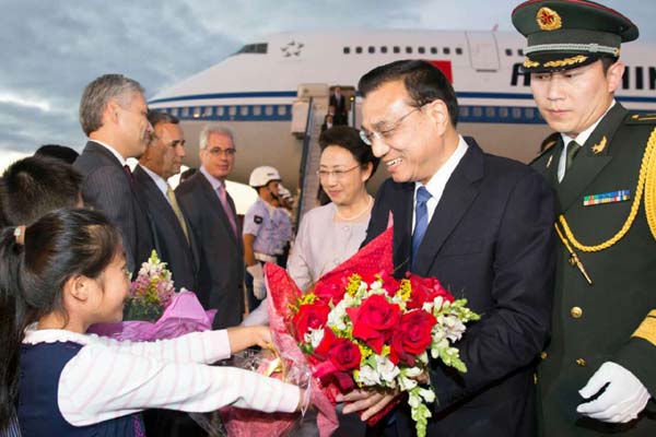 Premier Li arrives in Brazil to start official visit