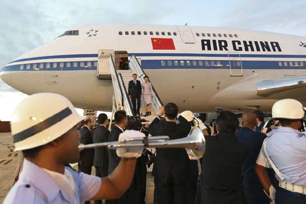 Premier Li arrives in Brazil to start official visit