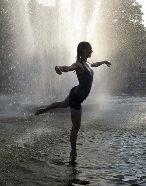 Ballet dance in a fountain