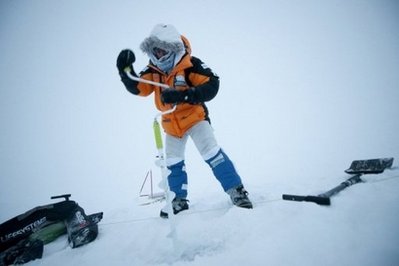 Polar explorer takes on Arctic Ocean Trek