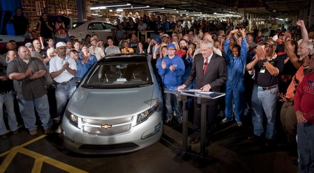 GM roars back to profit, but can it repay?